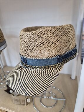 Straw Visor Cap with Denim Band and Chain Accent - Natural